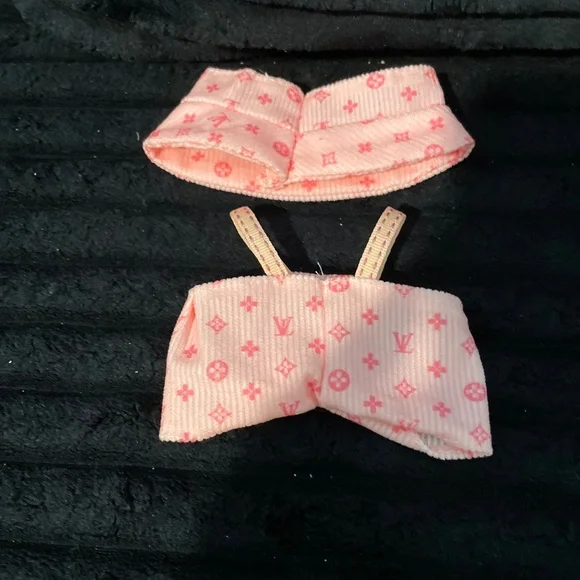 Labubu outfit - Picture 5 of 5